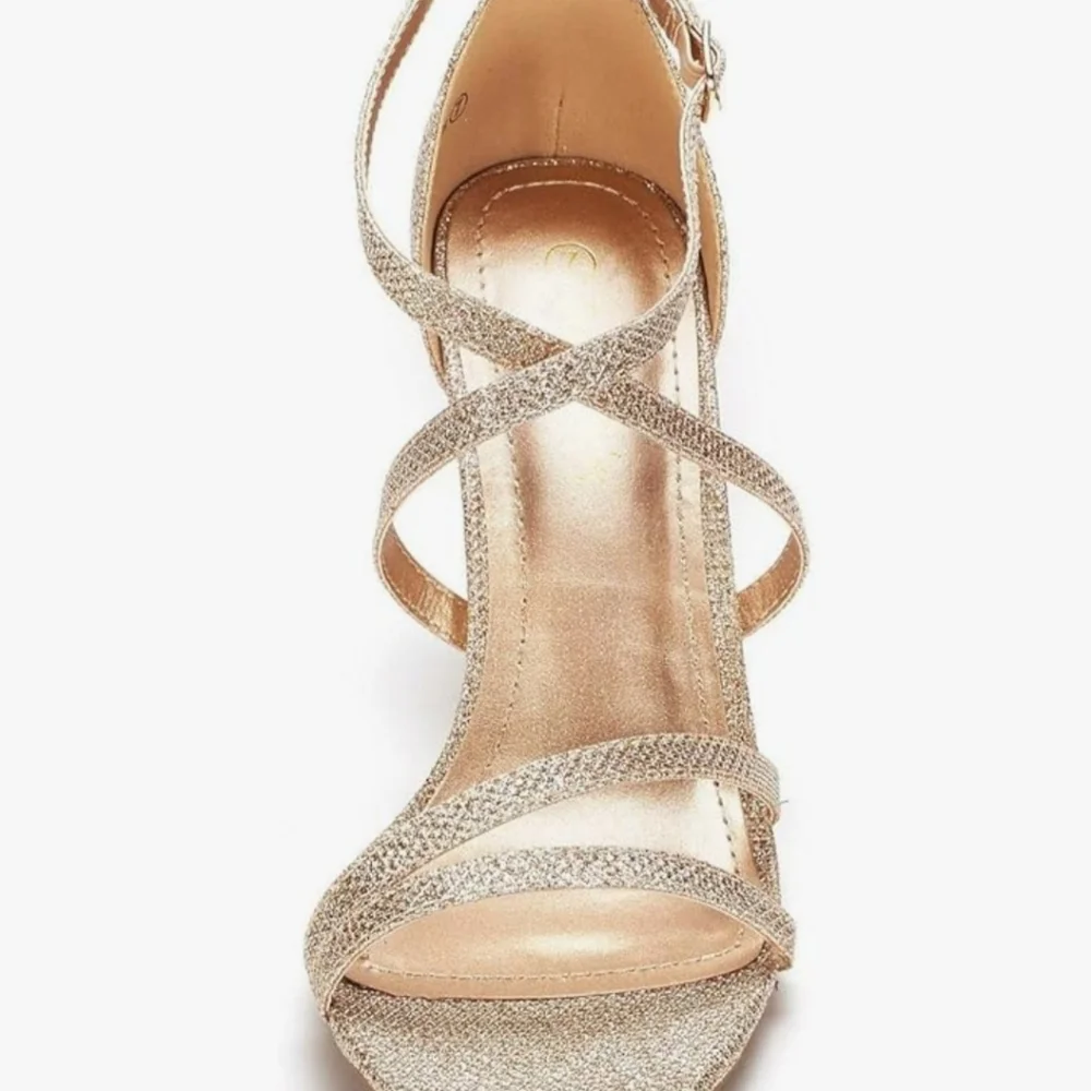 Sparkle gold pumps - Picture 3 of 4